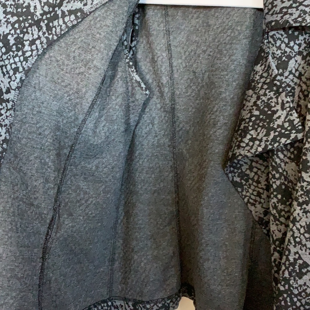 Fever Wrap Style Light Belted Jacket Euc - image 5